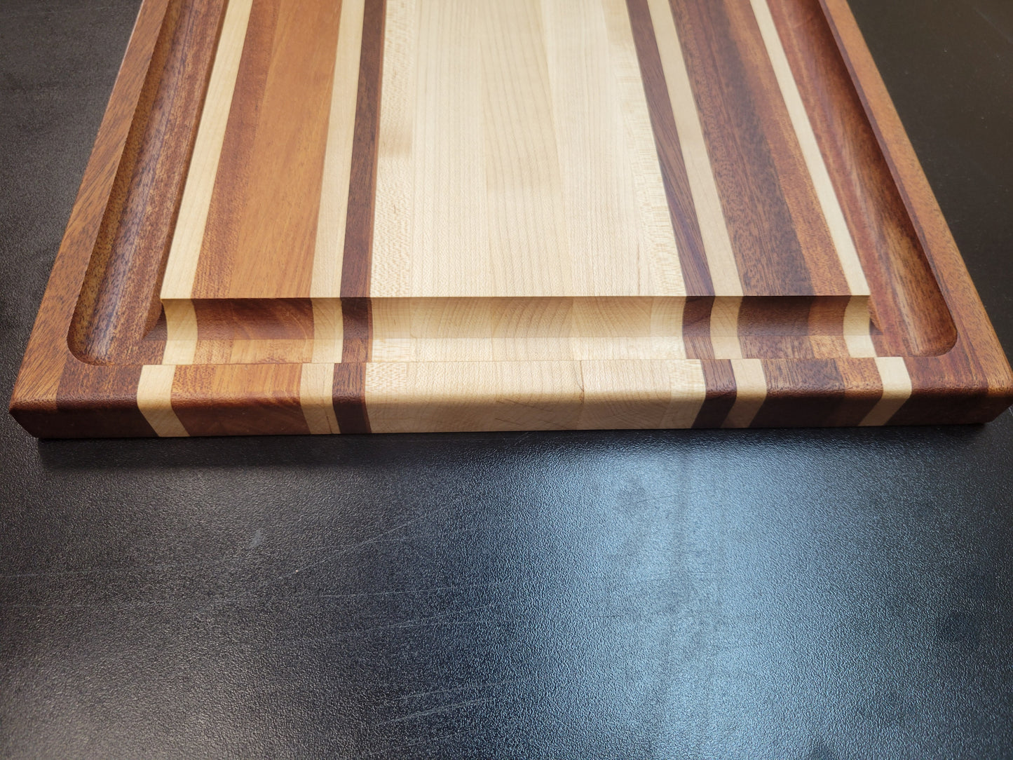 Mahogany & Maple Juice Groove Cutting Board