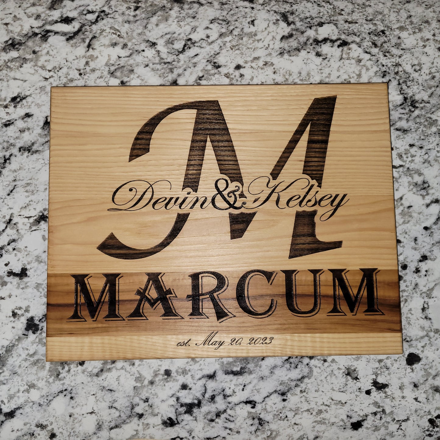 Family Name Plaque or Cutting Board Style #2