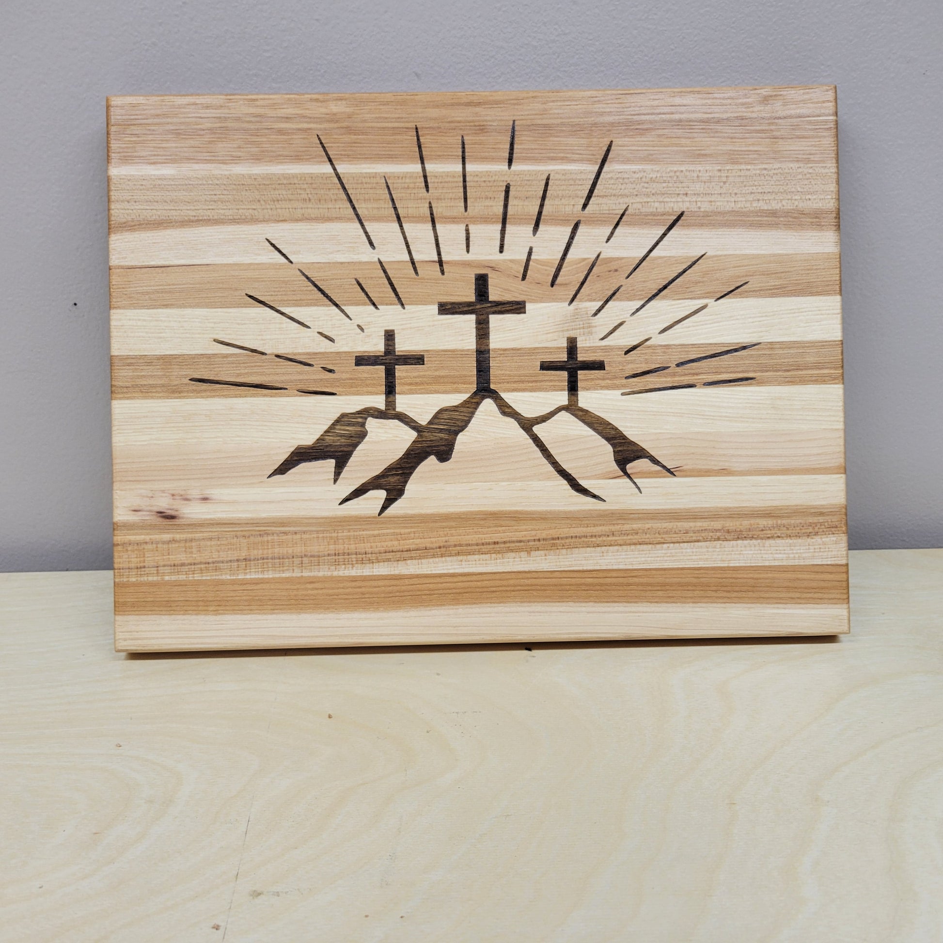 Cutting Board 3 Crosses on Calvary Front